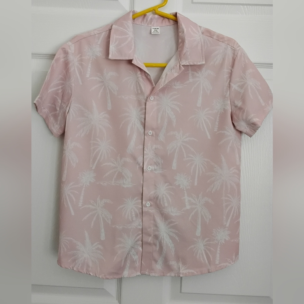 SHEIN Pink Palm Print Casual Boys Youth Shirt